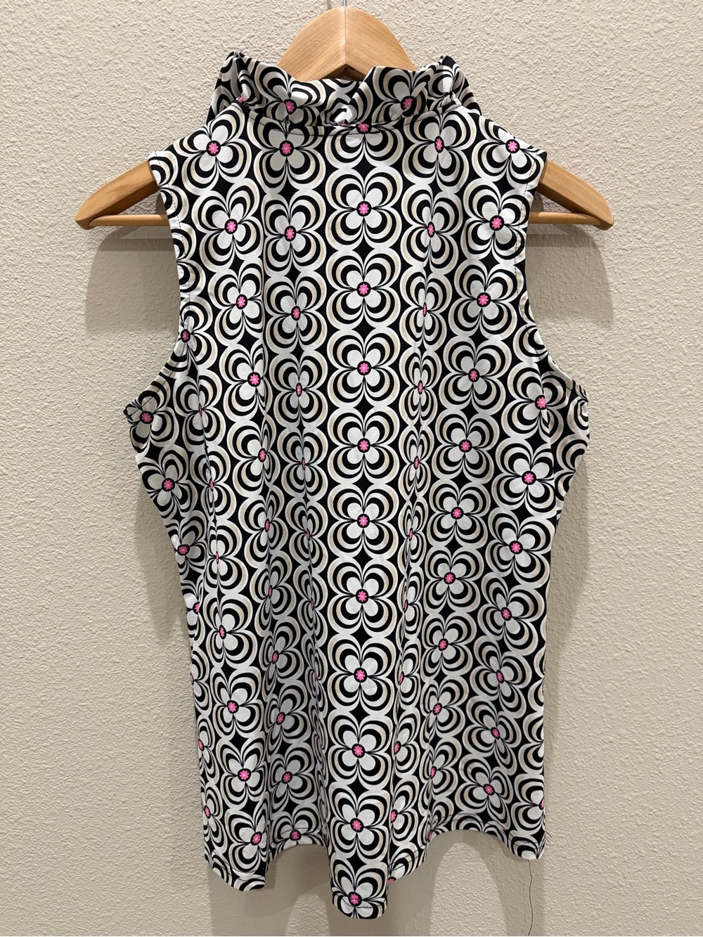Anthony”s Resort Wear 2pc Convertible Neck Top & Skort Set - Picture 3 of 9
